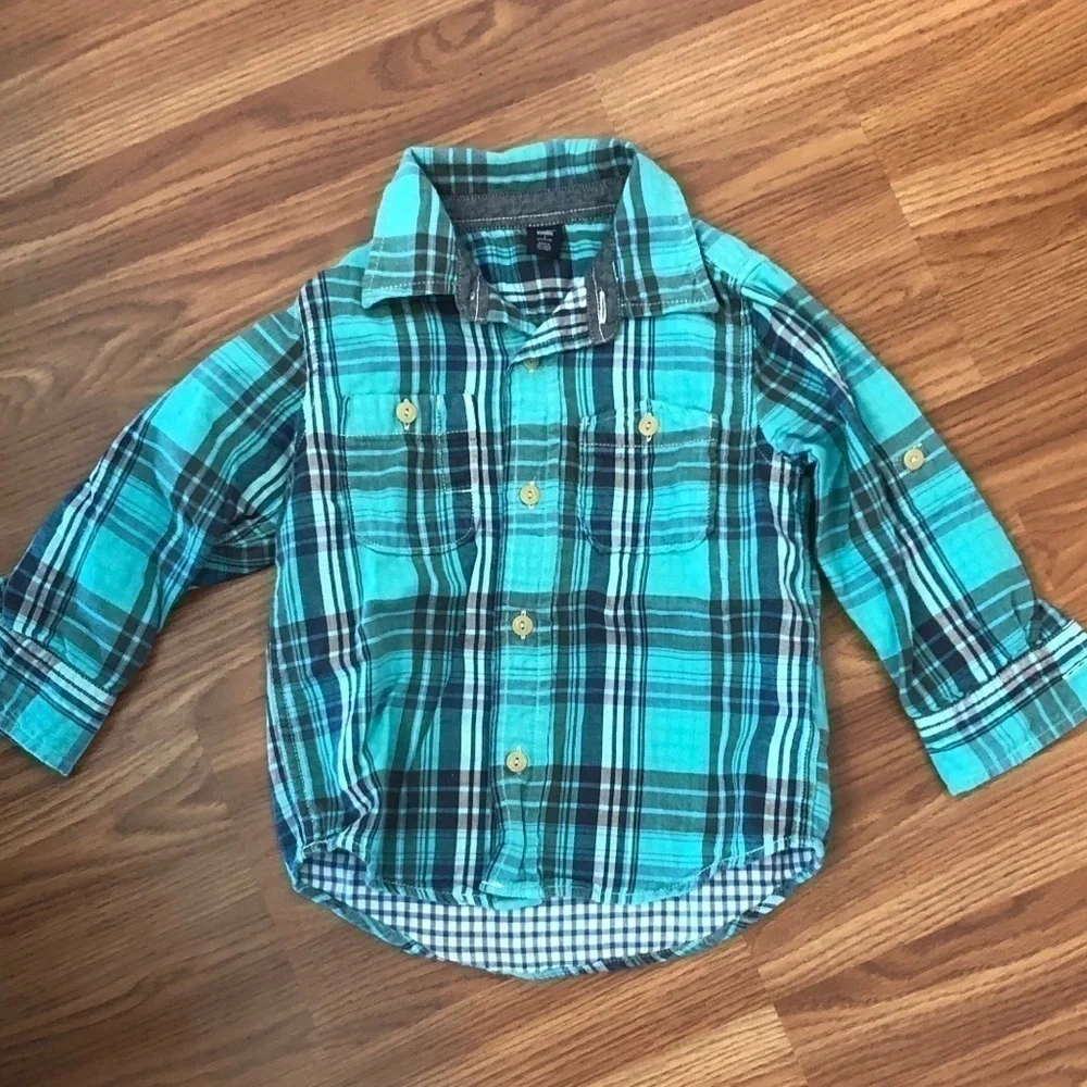 Baby gap button down with tab roll sleeves